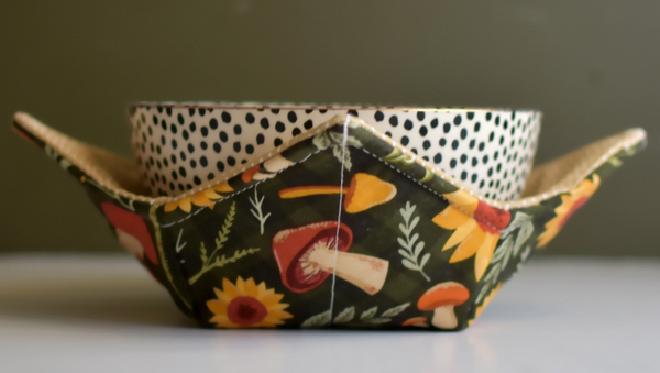 Sunflowers and Mushrooms Green Fall Soup Bowl Cozy